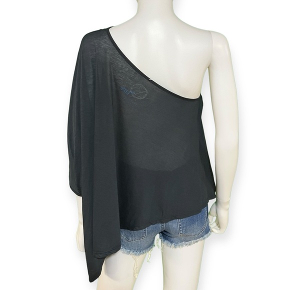 Blue Life One Shoulder Charcoal Grey T-shirt in Small - Picture 4 of 10